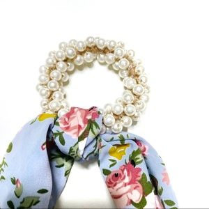 Pearl Scrunchy with Floral ribbon NWT